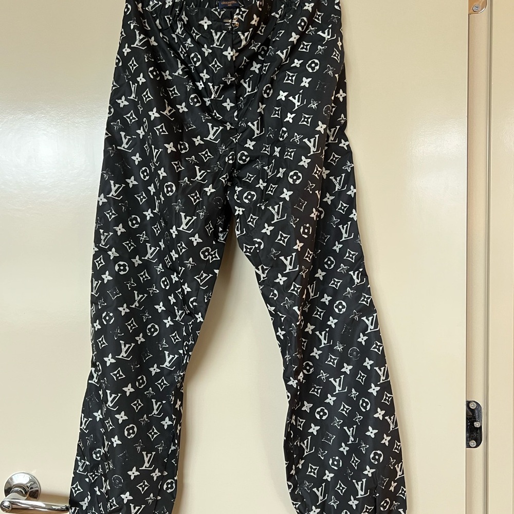 Authentic Louis Vuitton Black and White Stencil Effect Monogram Joggers - Picture 3 of 16